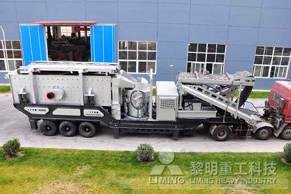 怎樣有效避免移動破碎機(jī)處理建筑垃圾時出現(xiàn)的卡機(jī)現(xiàn)象